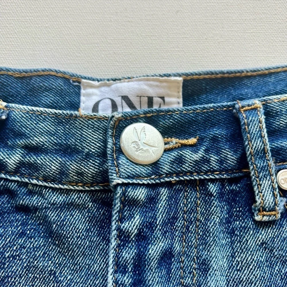 One Teaspoon x Free‎ People Women's 26 Jean Shorts Outlaws Distressed High Rise